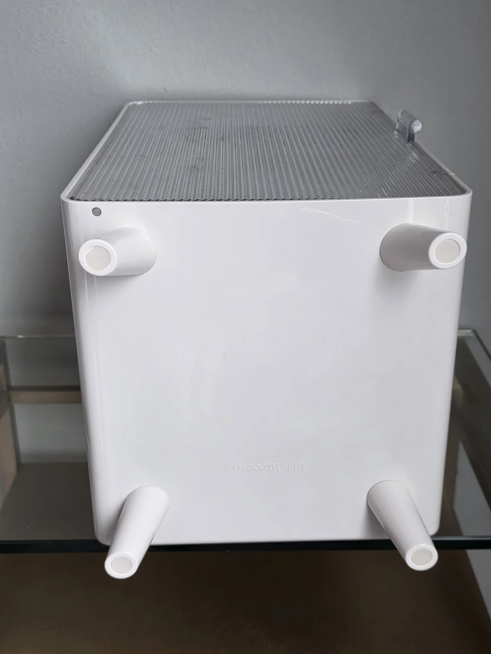 N/A compact white
